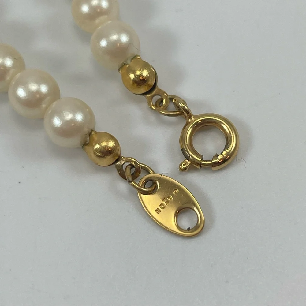 Vintage Avon Off White Glass Pearl Beaded Gold Tone Spring Clasp Necklace Bridal - Picture 6 of 8